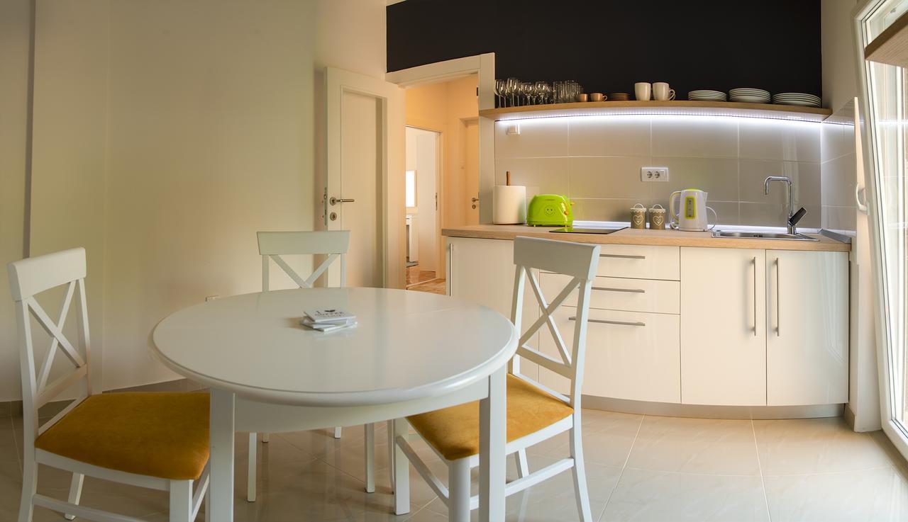 Apartman No.5 Novi Sad Buitenkant foto