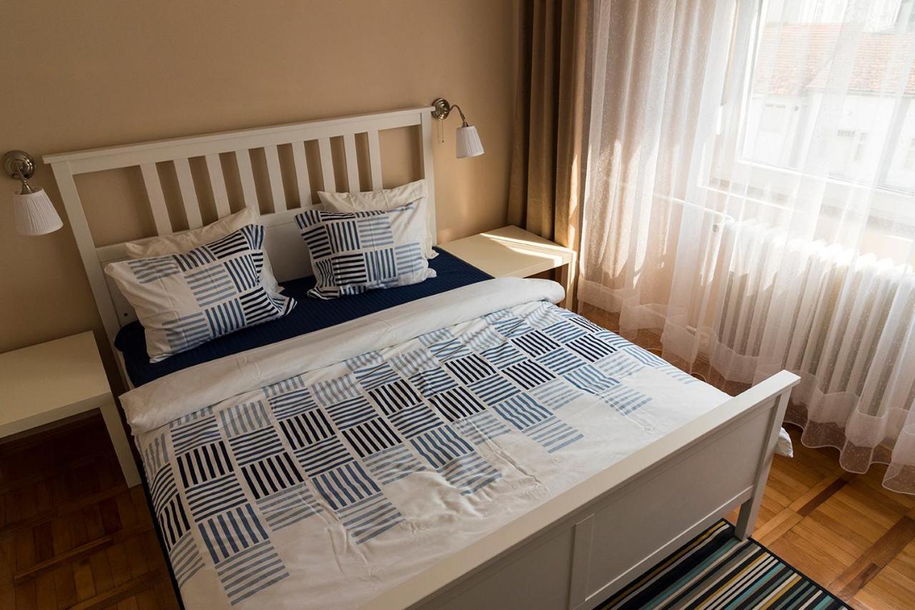 Apartman No.5 Novi Sad Buitenkant foto